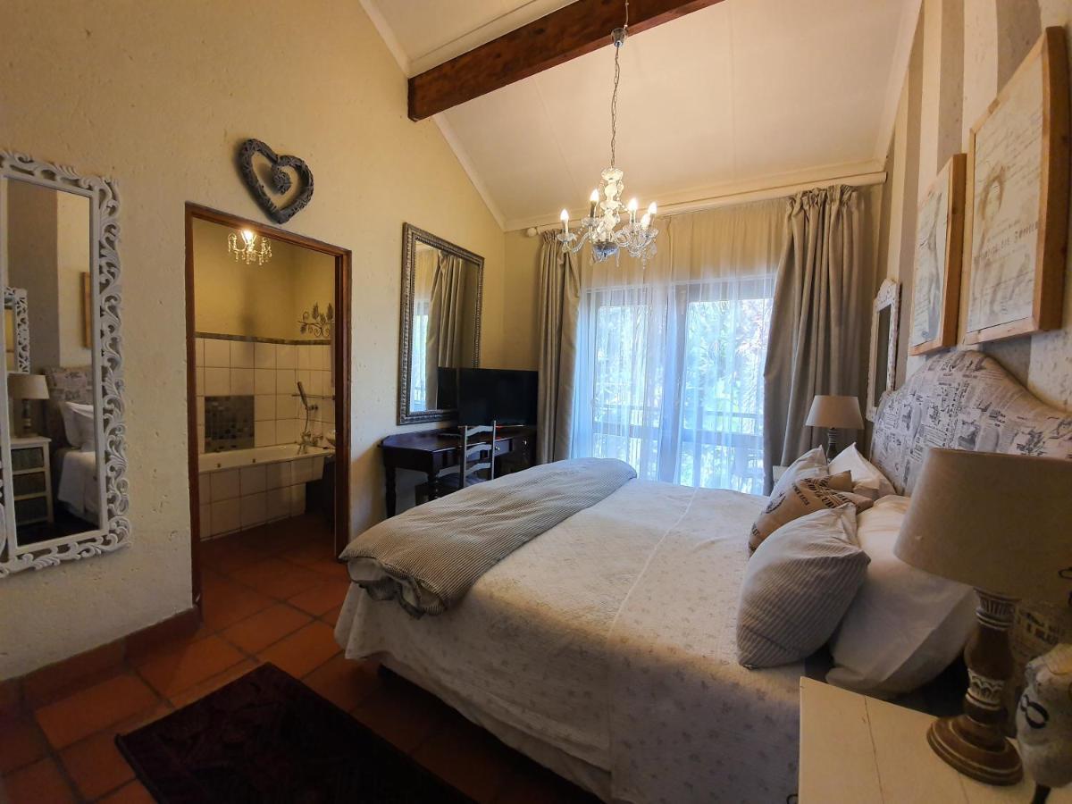 Waterhouse Guest Lodge - Indus Street พริทอเรีย ภายนอก รูปภาพ