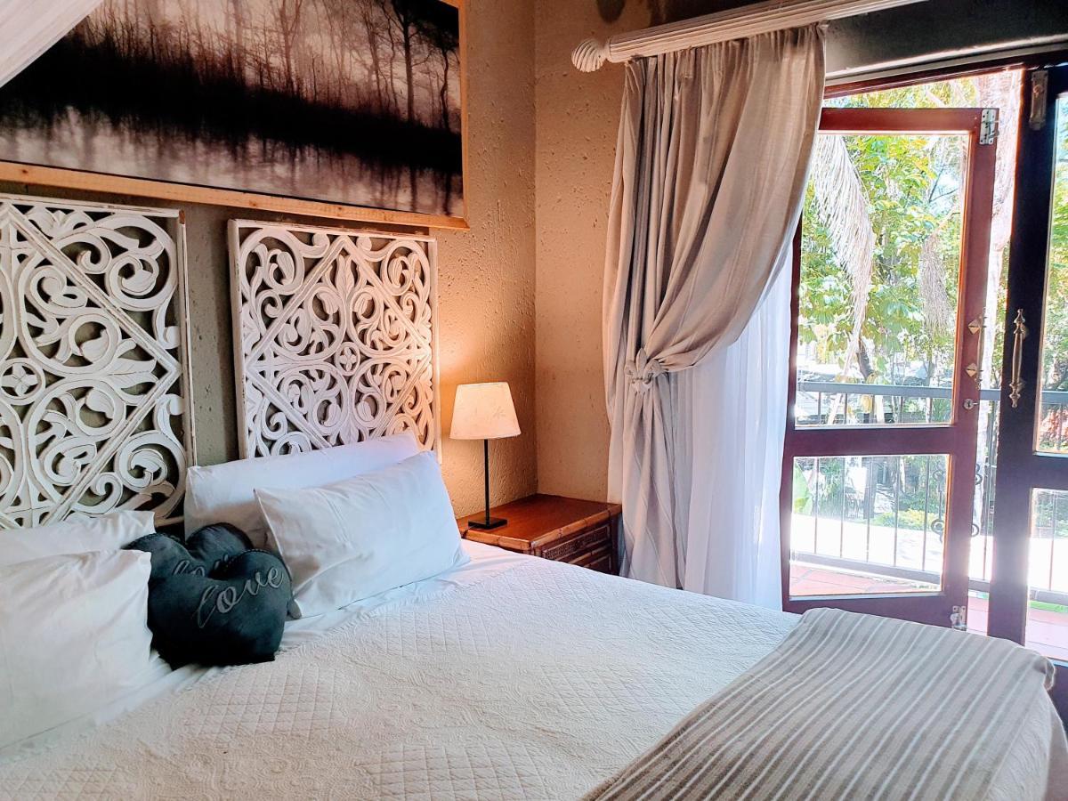 Waterhouse Guest Lodge - Indus Street พริทอเรีย ภายนอก รูปภาพ
