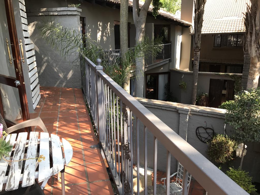 Waterhouse Guest Lodge - Indus Street พริทอเรีย ภายนอก รูปภาพ